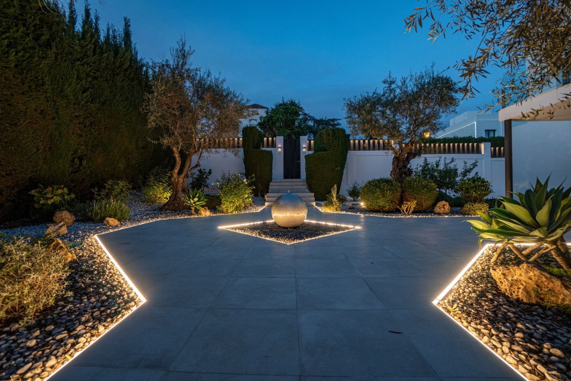 Wiederverkauf - Villa - Marbella - Nueva Andalucía
