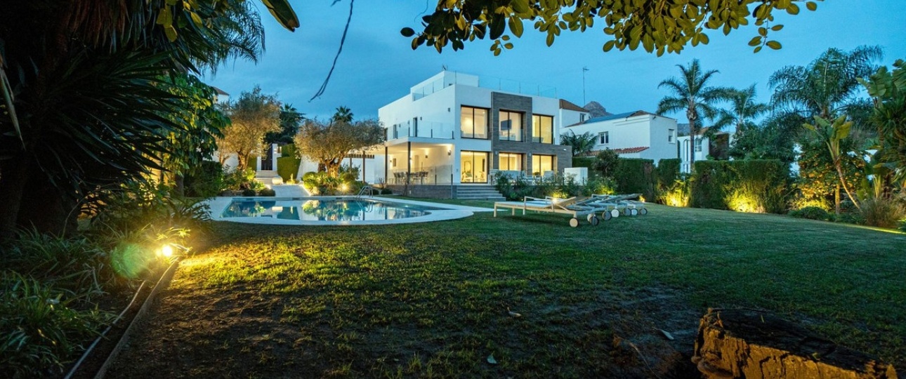 Wiederverkauf - Villa - Marbella - Nueva Andalucía