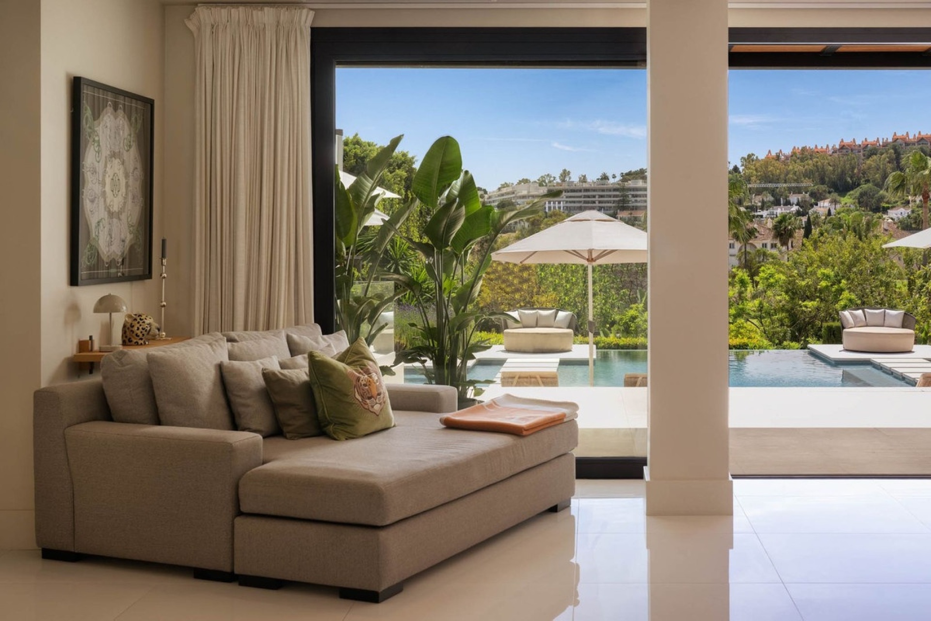 Wiederverkauf - Villa - Marbella - Nueva Andalucía