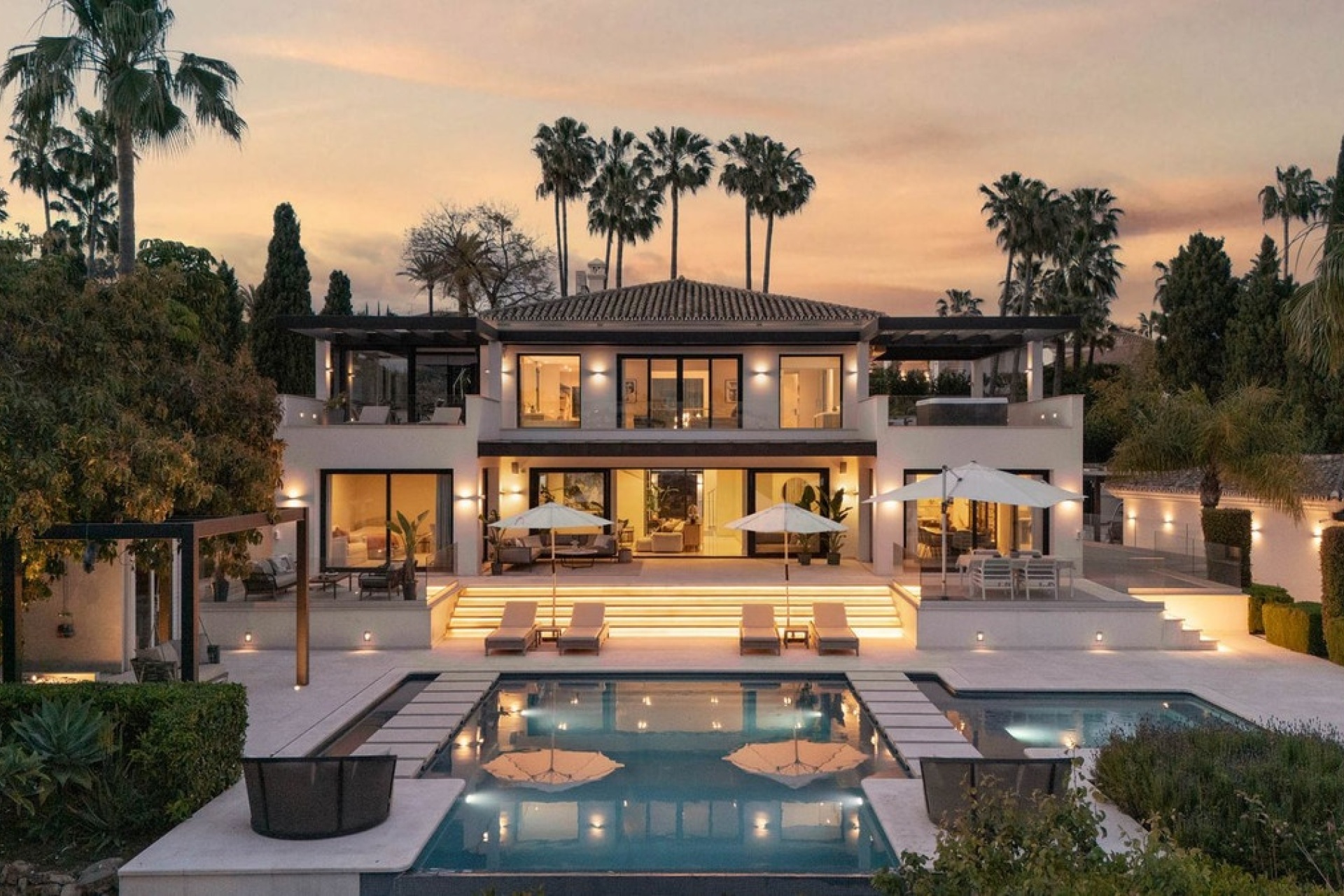 Wiederverkauf - Villa - Marbella - Nueva Andalucía
