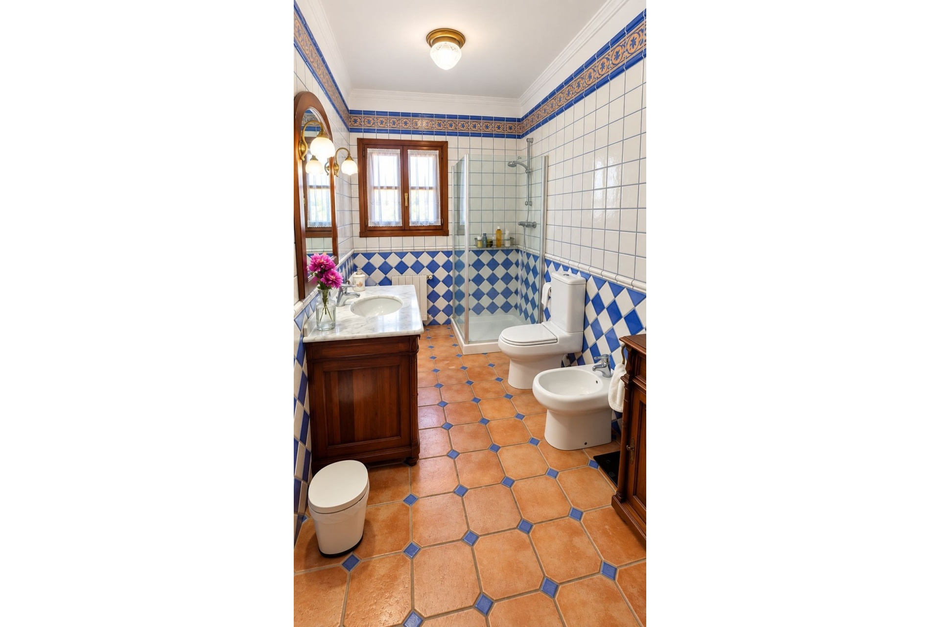 Wiederverkauf - Villa - Marbella - Nueva Andalucía