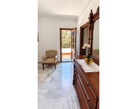 Wiederverkauf - Villa - Marbella - Nueva Andalucía