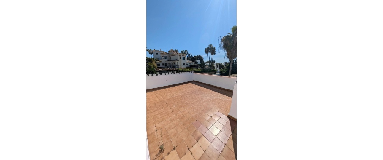 Wiederverkauf - Villa - Marbella - Nueva Andalucía