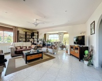 Wiederverkauf - Villa - Marbella - Nueva Andalucía
