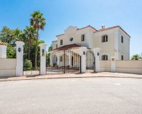 Wiederverkauf - Villa - Marbella - Nueva Andalucía