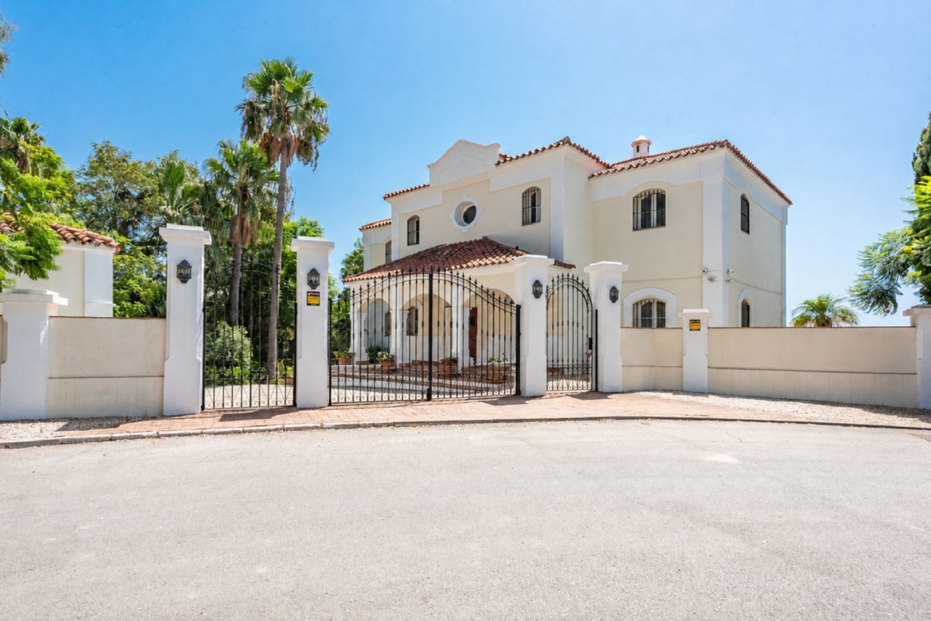 Wiederverkauf - Villa - Marbella - Nueva Andalucía