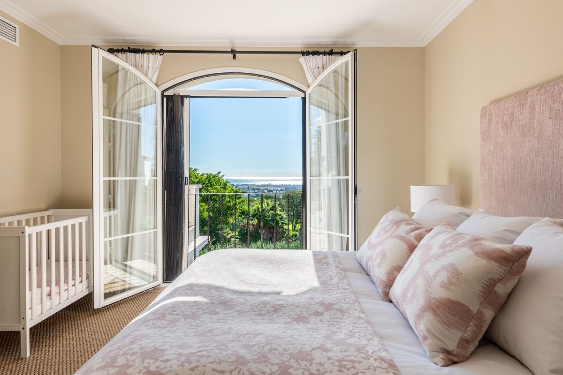 Wiederverkauf - Villa - Marbella - Nueva Andalucía