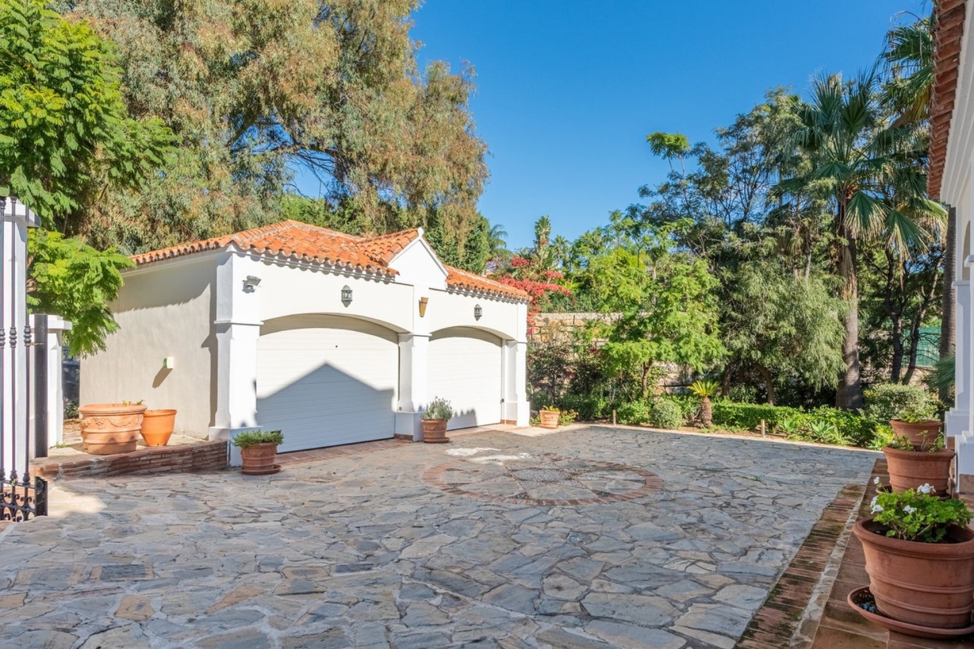 Wiederverkauf - Villa - Marbella - Nueva Andalucía
