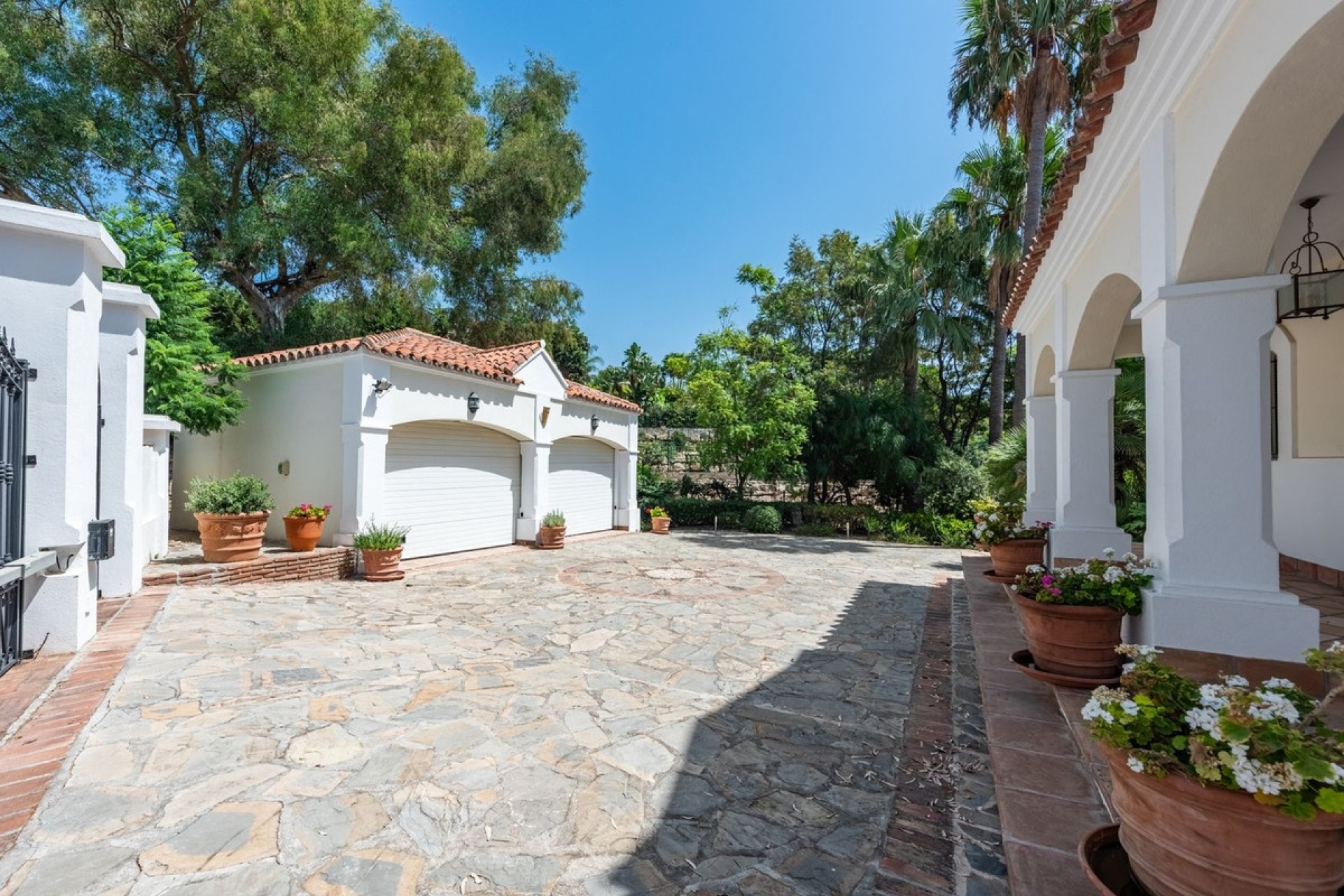 Wiederverkauf - Villa - Marbella - Nueva Andalucía