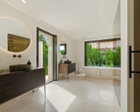 Wiederverkauf - Villa - Marbella - Nueva Andalucía
