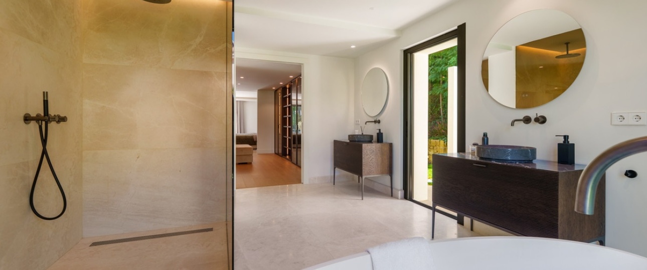 Wiederverkauf - Villa - Marbella - Nueva Andalucía