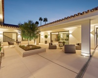 Wiederverkauf - Villa - Marbella - Nueva Andalucía