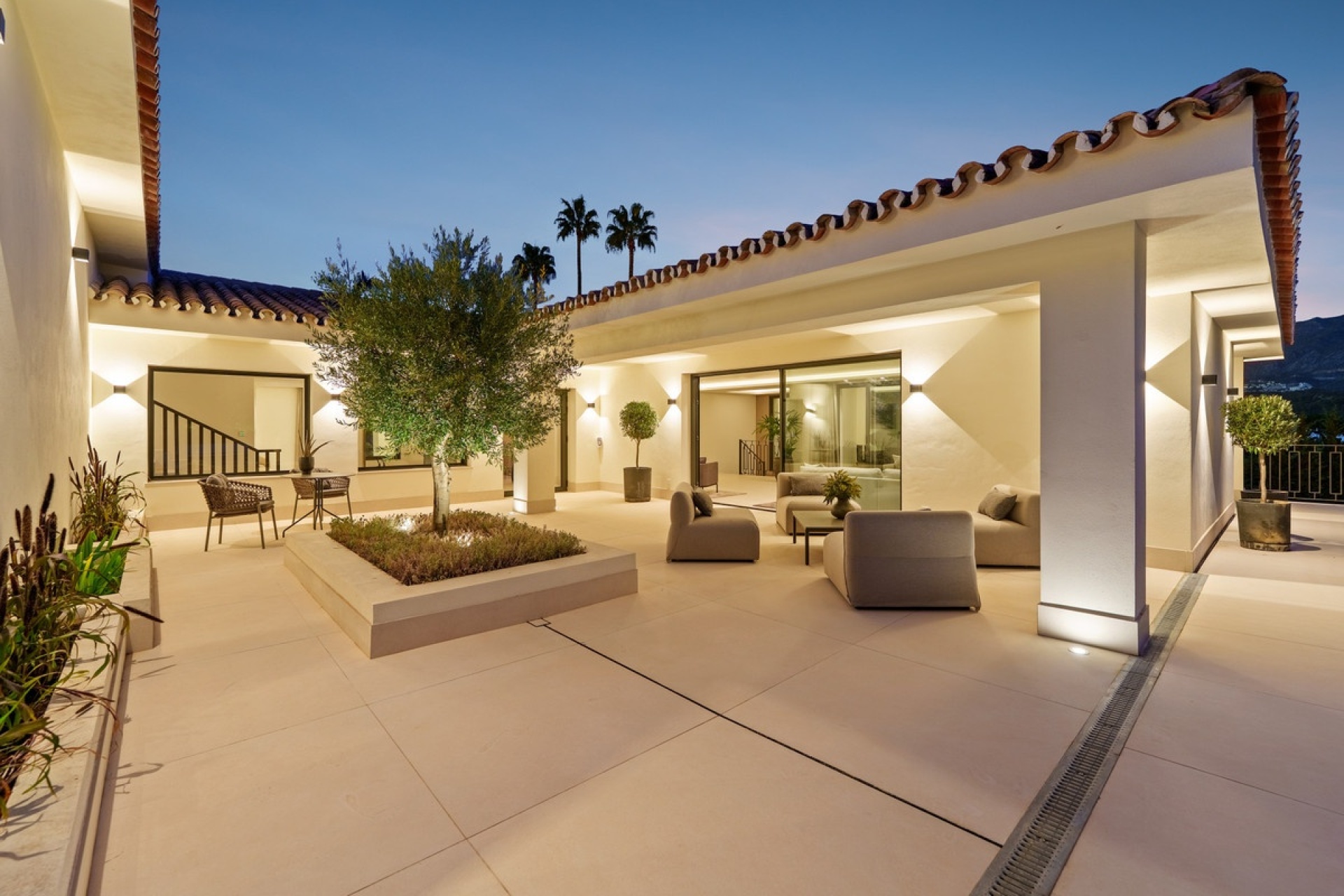 Wiederverkauf - Villa - Marbella - Nueva Andalucía