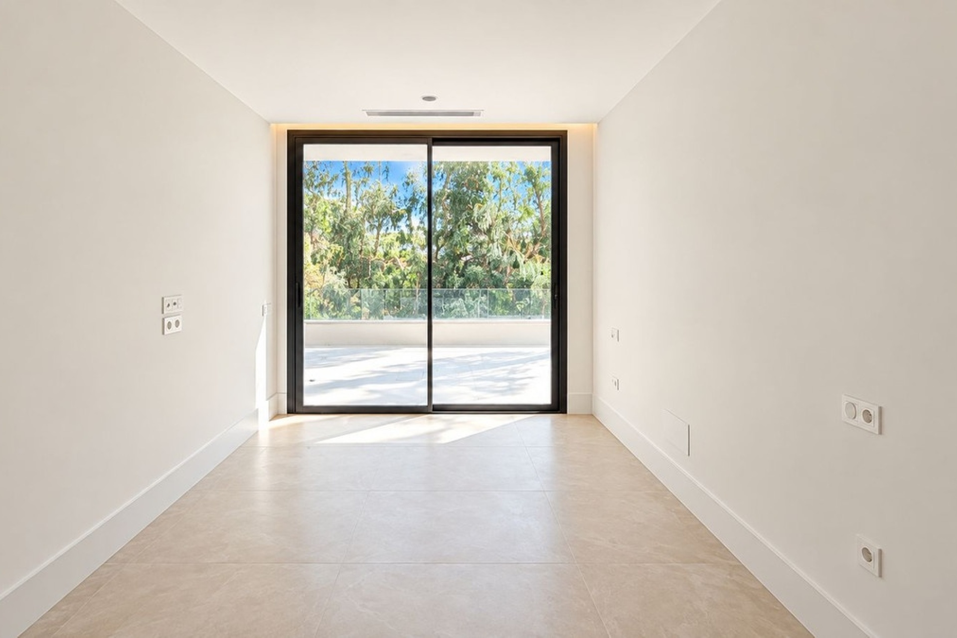 Wiederverkauf - Villa - Marbella - Nueva Andalucía