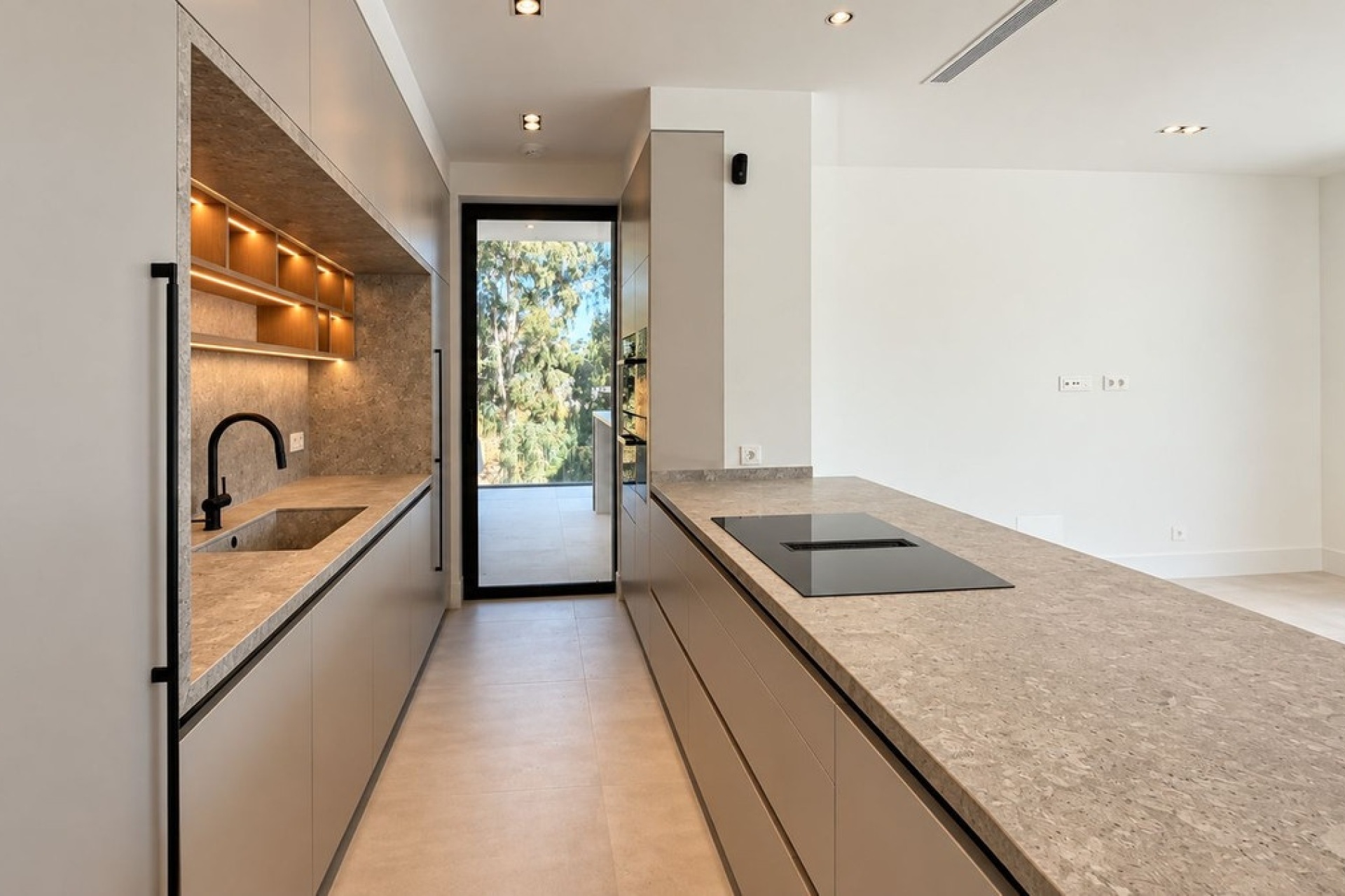 Wiederverkauf - Villa - Marbella - Nueva Andalucía