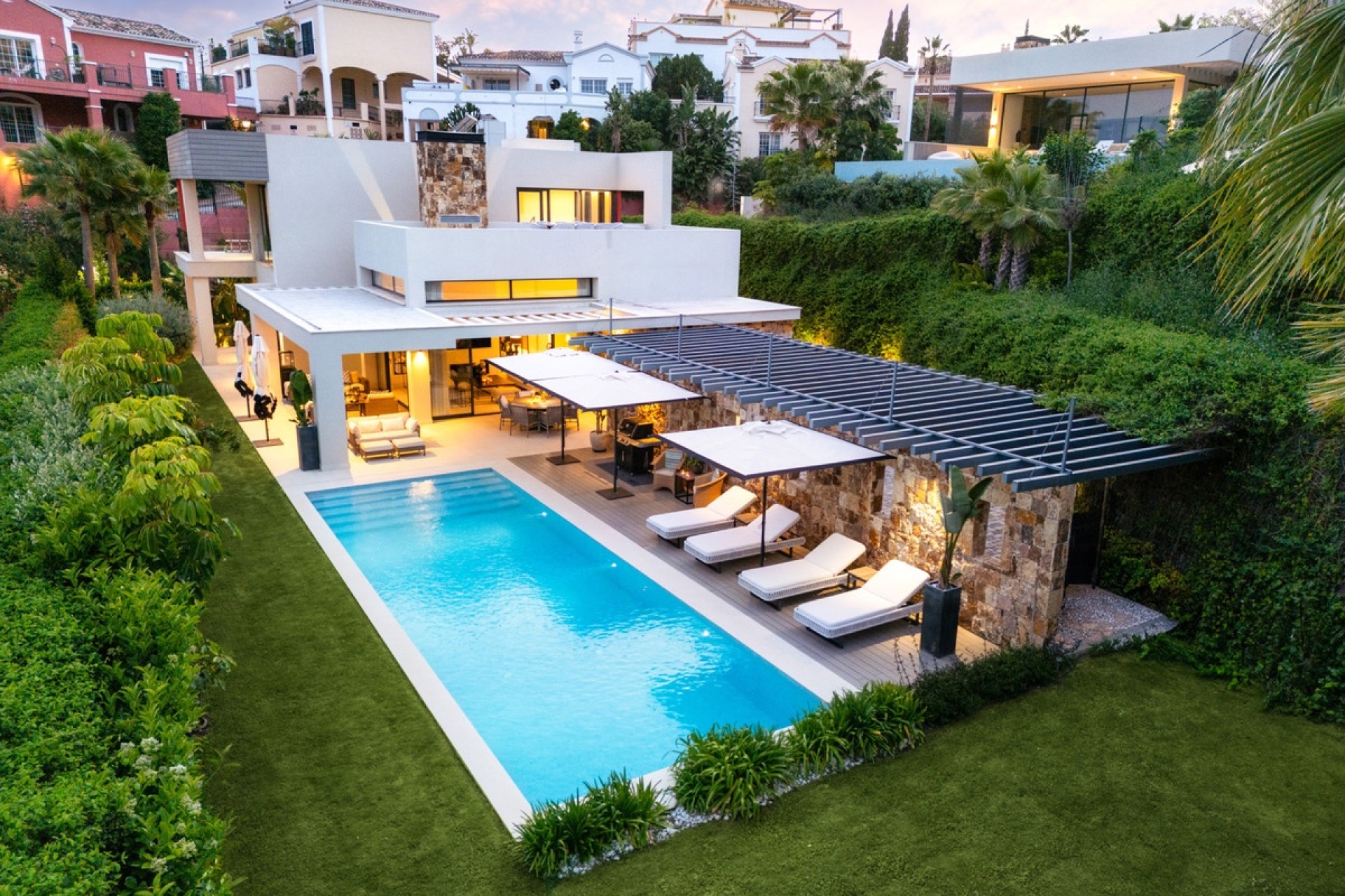 Wiederverkauf - Villa - Marbella - Nueva Andalucía