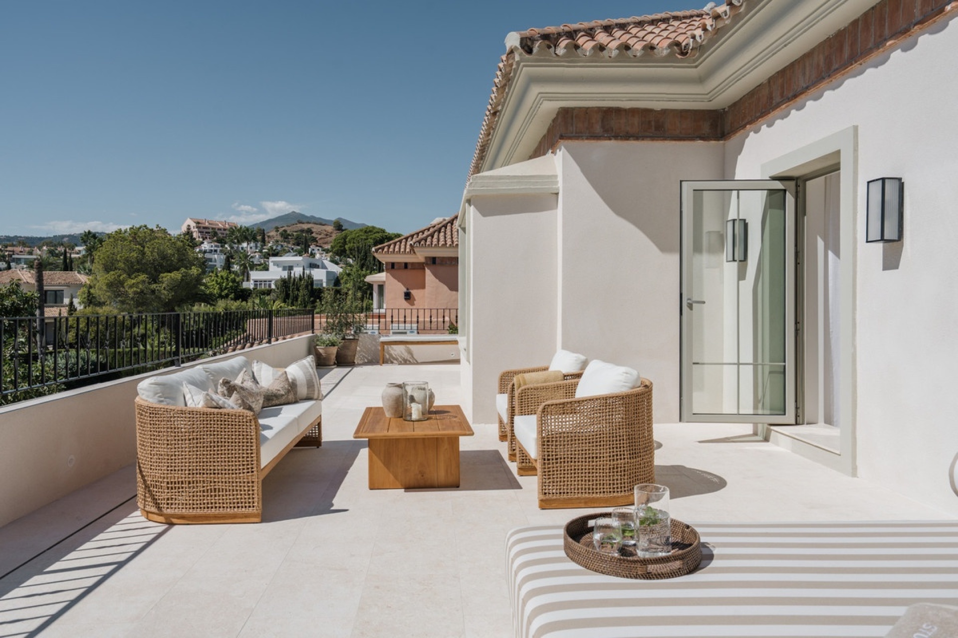 Wiederverkauf - Villa - Marbella - Nueva Andalucía