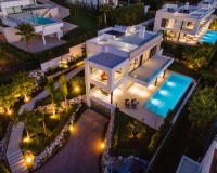Wiederverkauf - Villa - Marbella - Nueva Andalucía