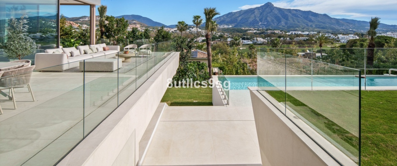 Wiederverkauf - Villa - Marbella - Nueva Andalucía