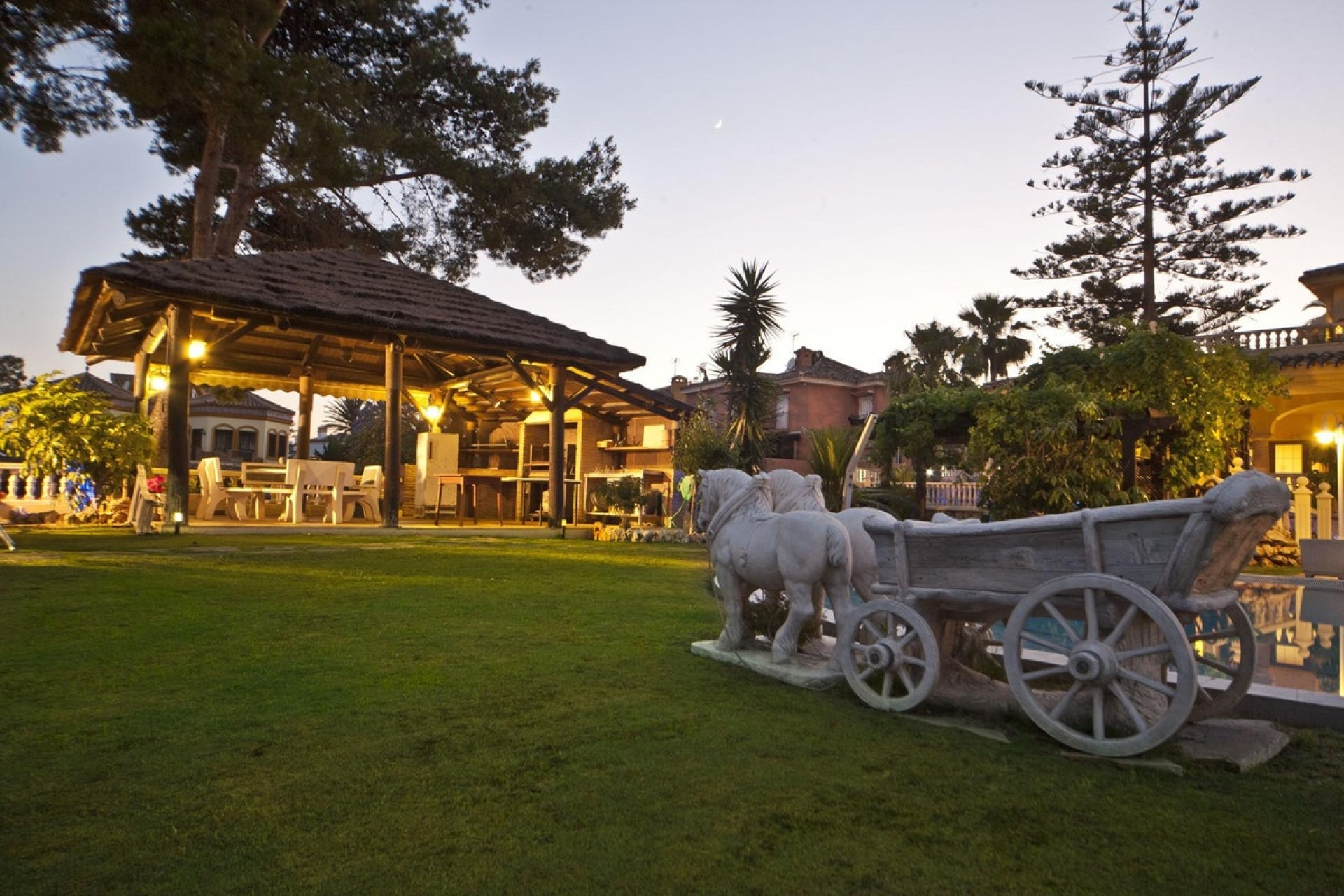 Wiederverkauf - Villa - Marbella - Nueva Andalucía