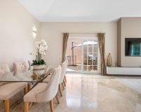 Wiederverkauf - Villa - Marbella - Nueva Andalucía