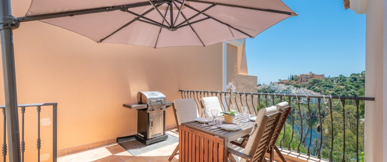 Wiederverkauf - Villa - Marbella - Nueva Andalucía