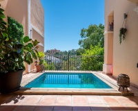 Wiederverkauf - Villa - Marbella - Nueva Andalucía