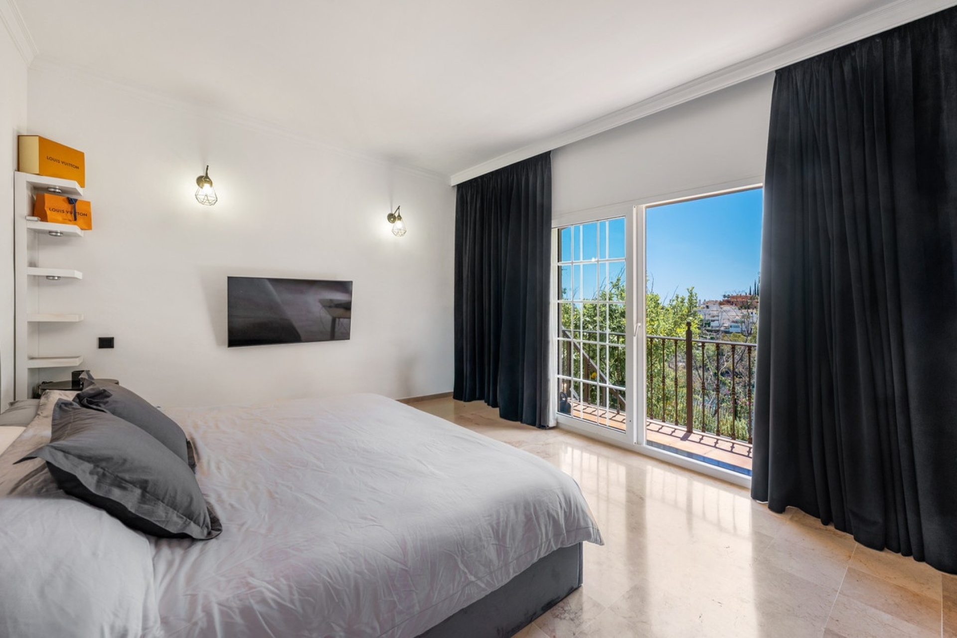 Wiederverkauf - Villa - Marbella - Nueva Andalucía