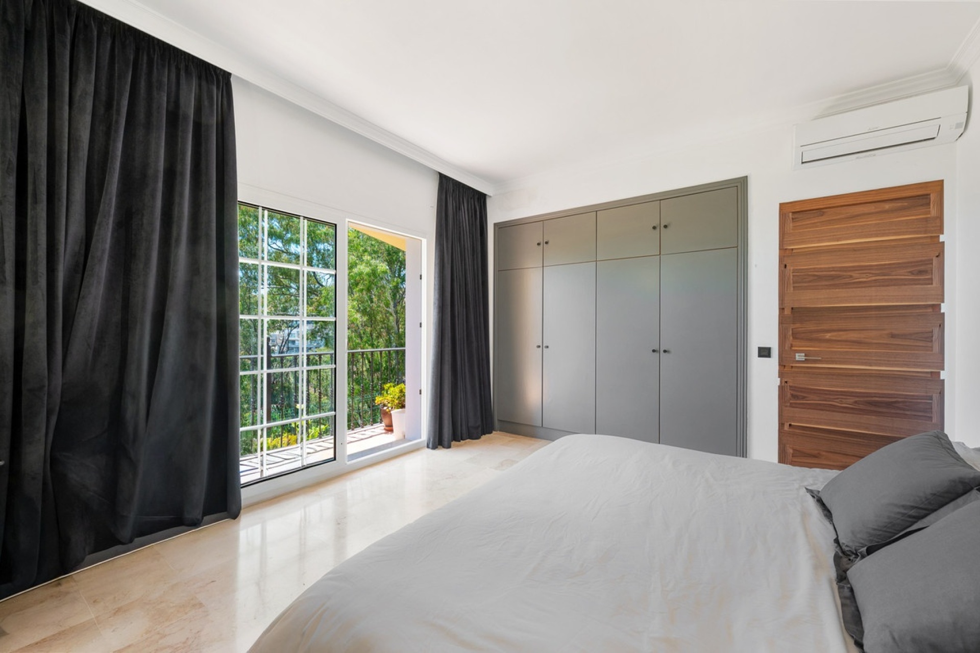 Wiederverkauf - Villa - Marbella - Nueva Andalucía