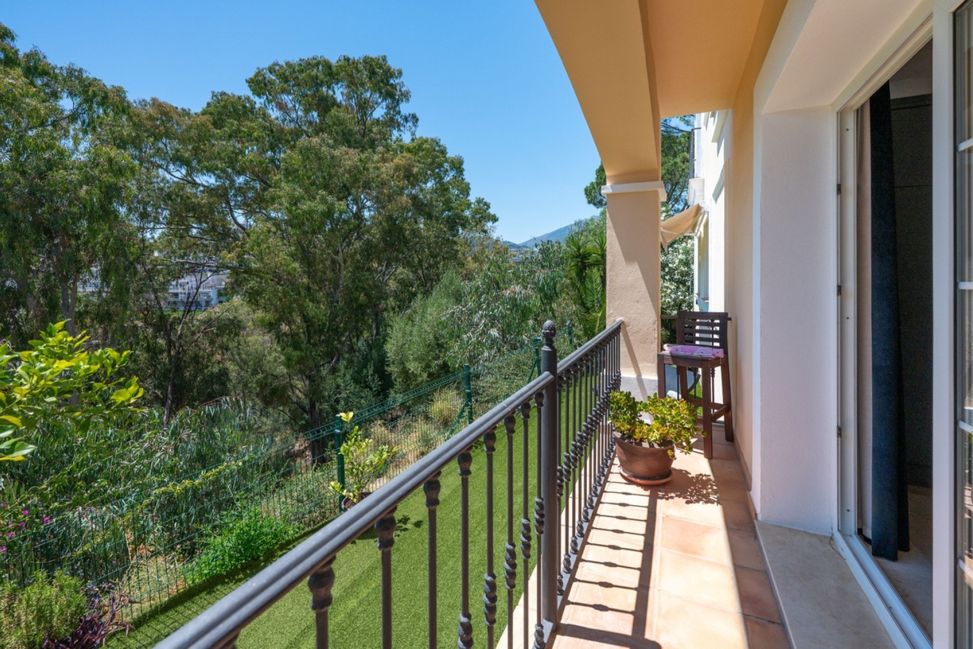 Wiederverkauf - Villa - Marbella - Nueva Andalucía