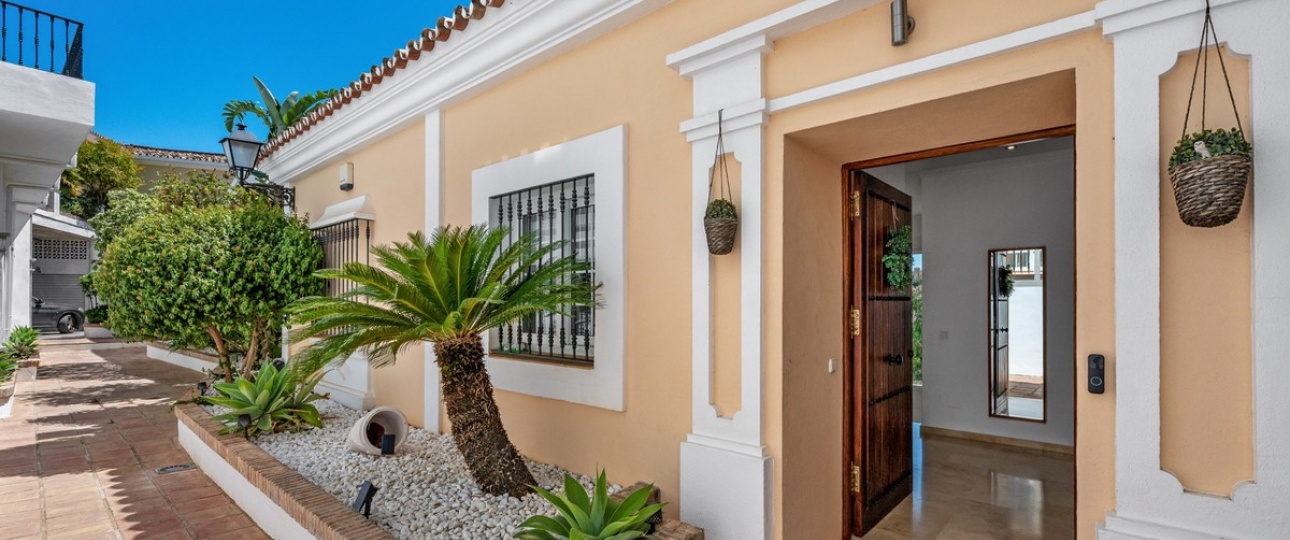 Wiederverkauf - Villa - Marbella - Nueva Andalucía