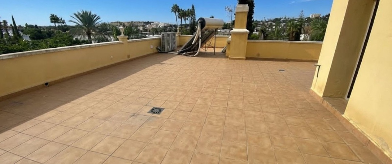 Wiederverkauf - Villa - Marbella - Nueva Andalucía