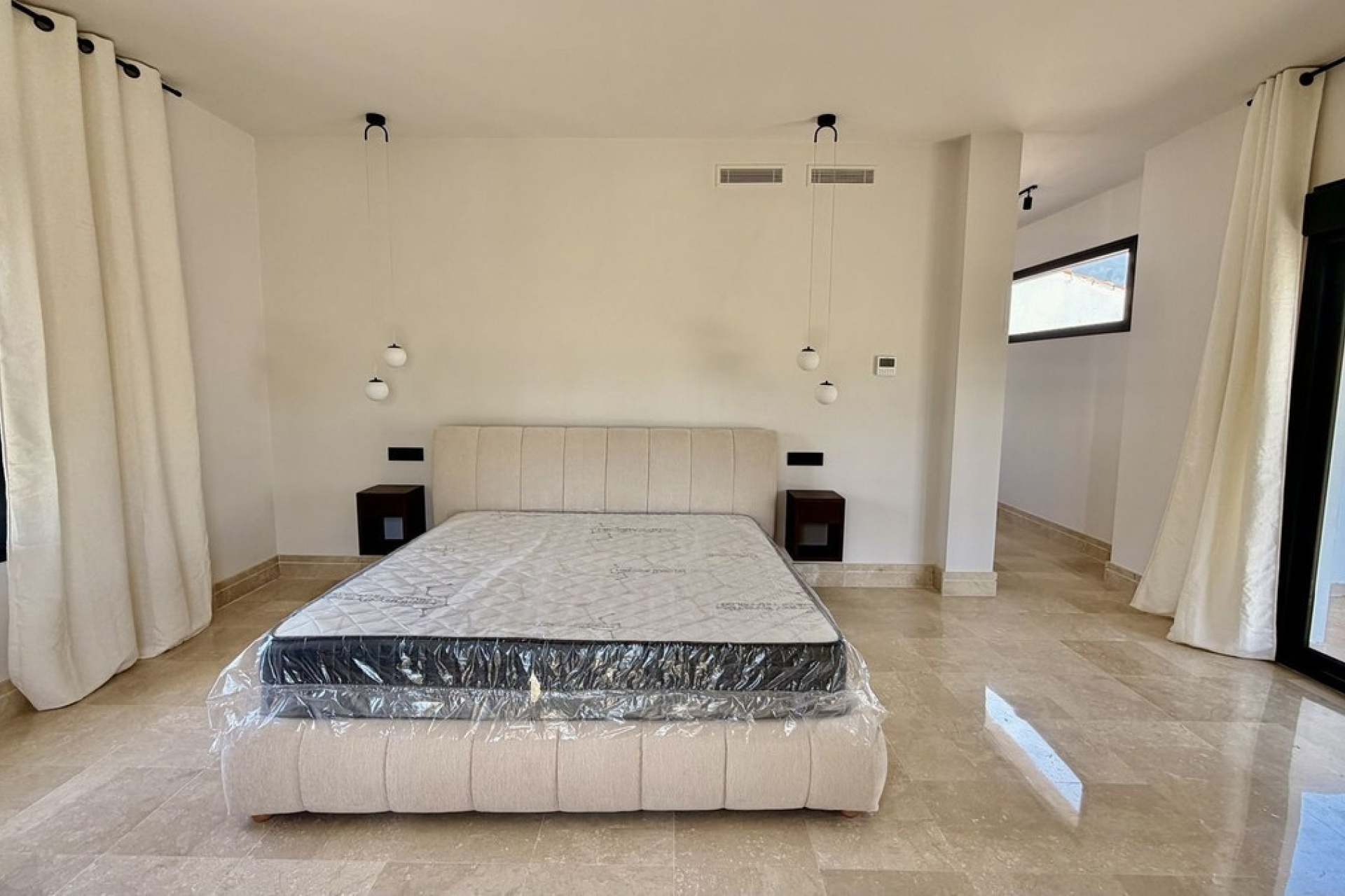 Wiederverkauf - Villa - Marbella - Nueva Andalucía