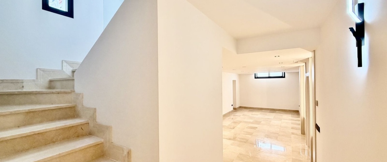 Wiederverkauf - Villa - Marbella - Nueva Andalucía