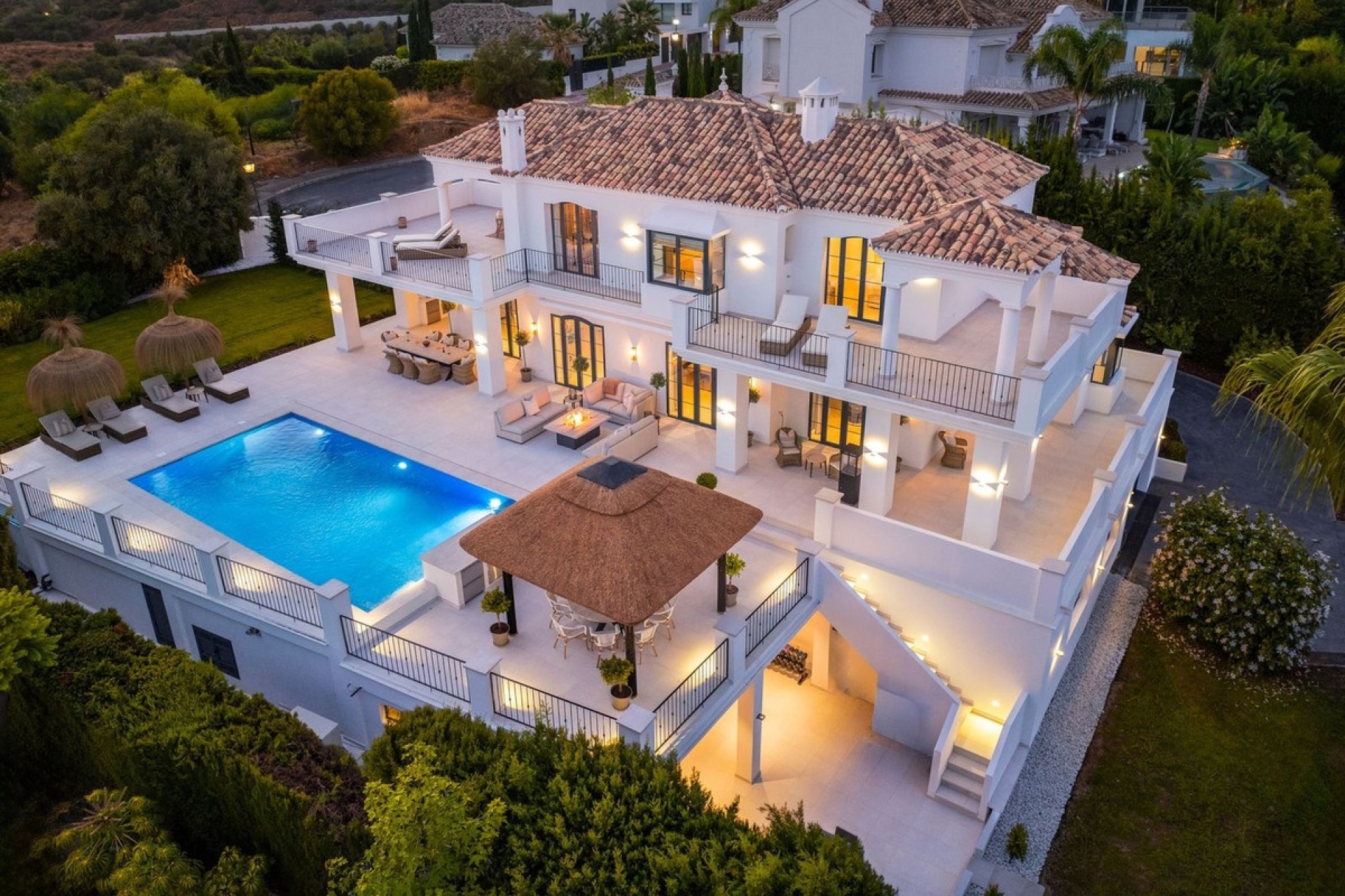 Wiederverkauf - Villa - Marbella - Nueva Andalucía