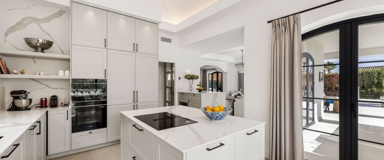 Wiederverkauf - Villa - Marbella - Nueva Andalucía