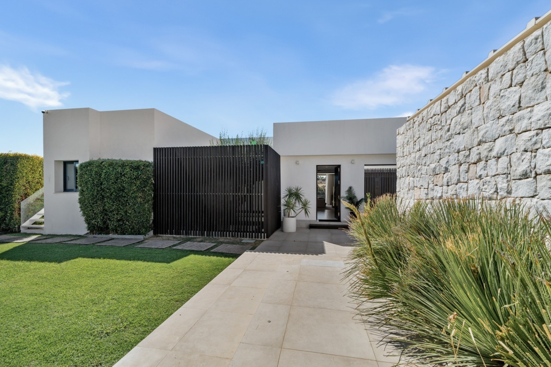 Wiederverkauf - Villa - Marbella - Nueva Andalucía