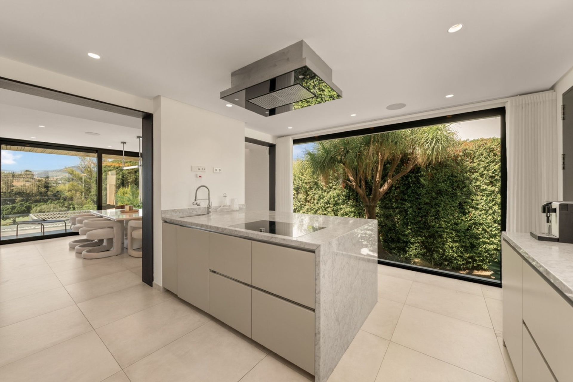 Wiederverkauf - Villa - Marbella - Nueva Andalucía
