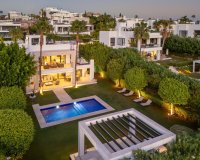 Wiederverkauf - Villa - Marbella - Nueva Andalucía