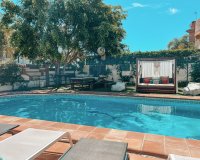 Wiederverkauf - Villa - Marbella - Nueva Andalucía
