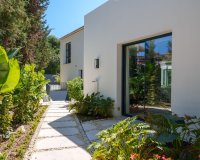 Wiederverkauf - Villa - Marbella - Nueva Andalucía