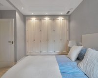 Wiederverkauf - Villa - Marbella - Puerto Banús