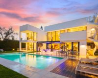 Wiederverkauf - Villa - Marbella - Puerto Banús
