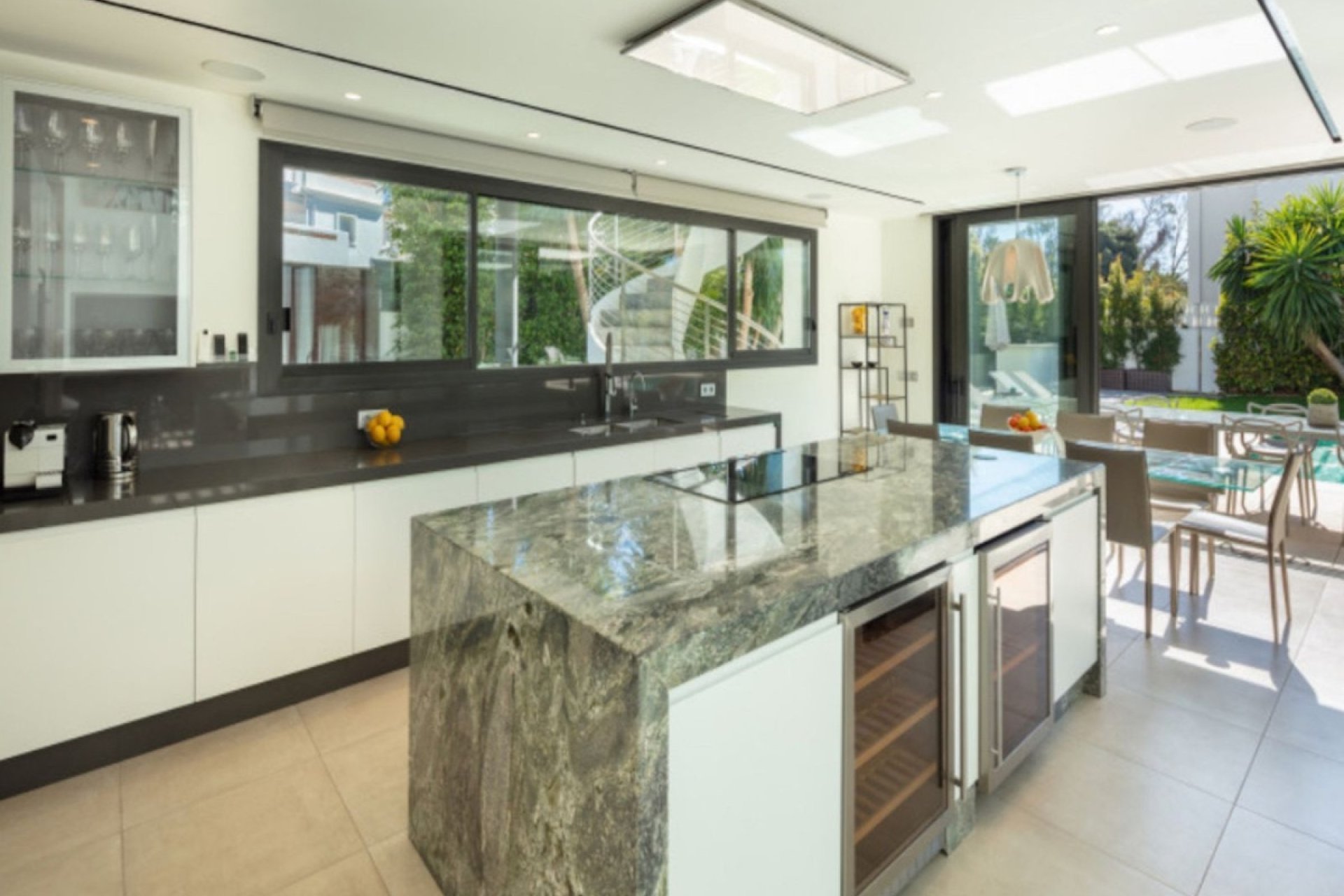 Wiederverkauf - Villa - Marbella - Puerto Banús