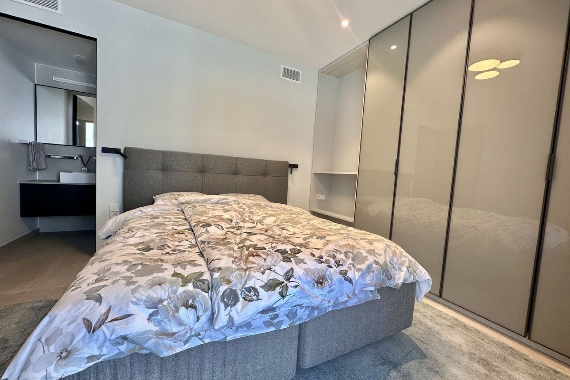Wiederverkauf - Villa - Marbella - Puerto Banús