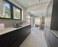 Wiederverkauf - Villa - Marbella - Puerto Banús