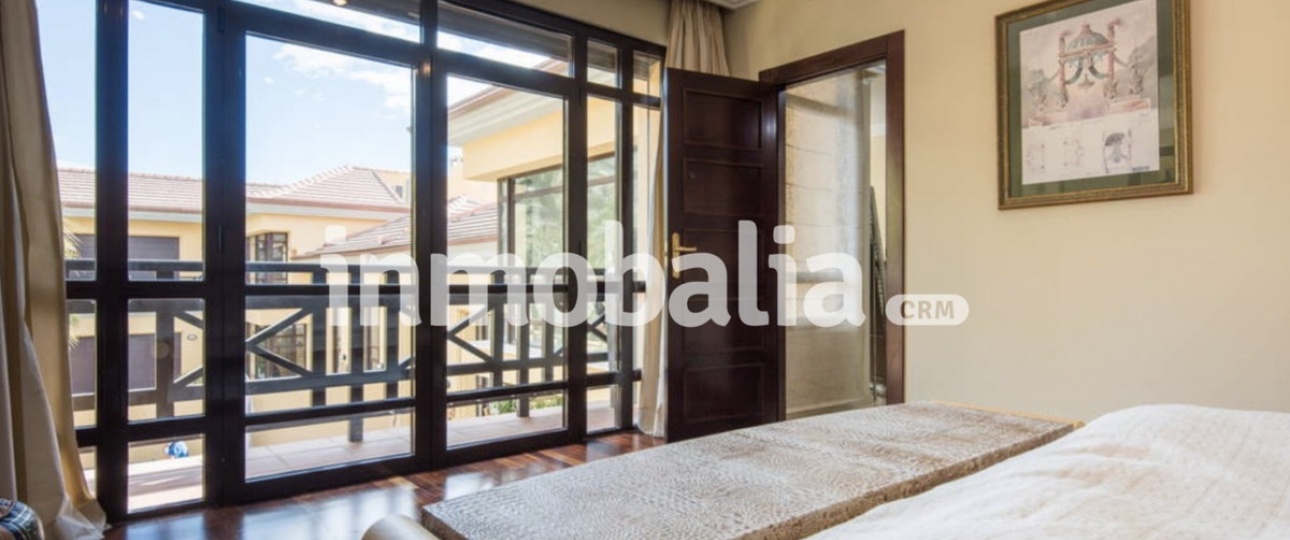Wiederverkauf - Villa - Marbella - Puerto Banús