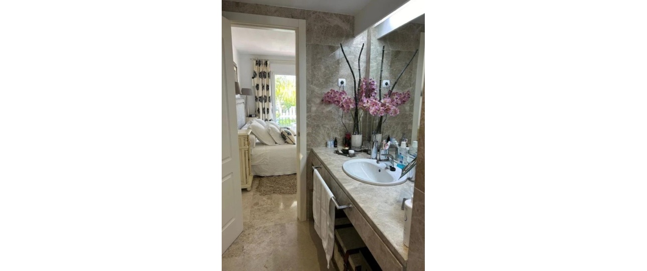 Wiederverkauf - Villa - Marbella - Puerto Banús