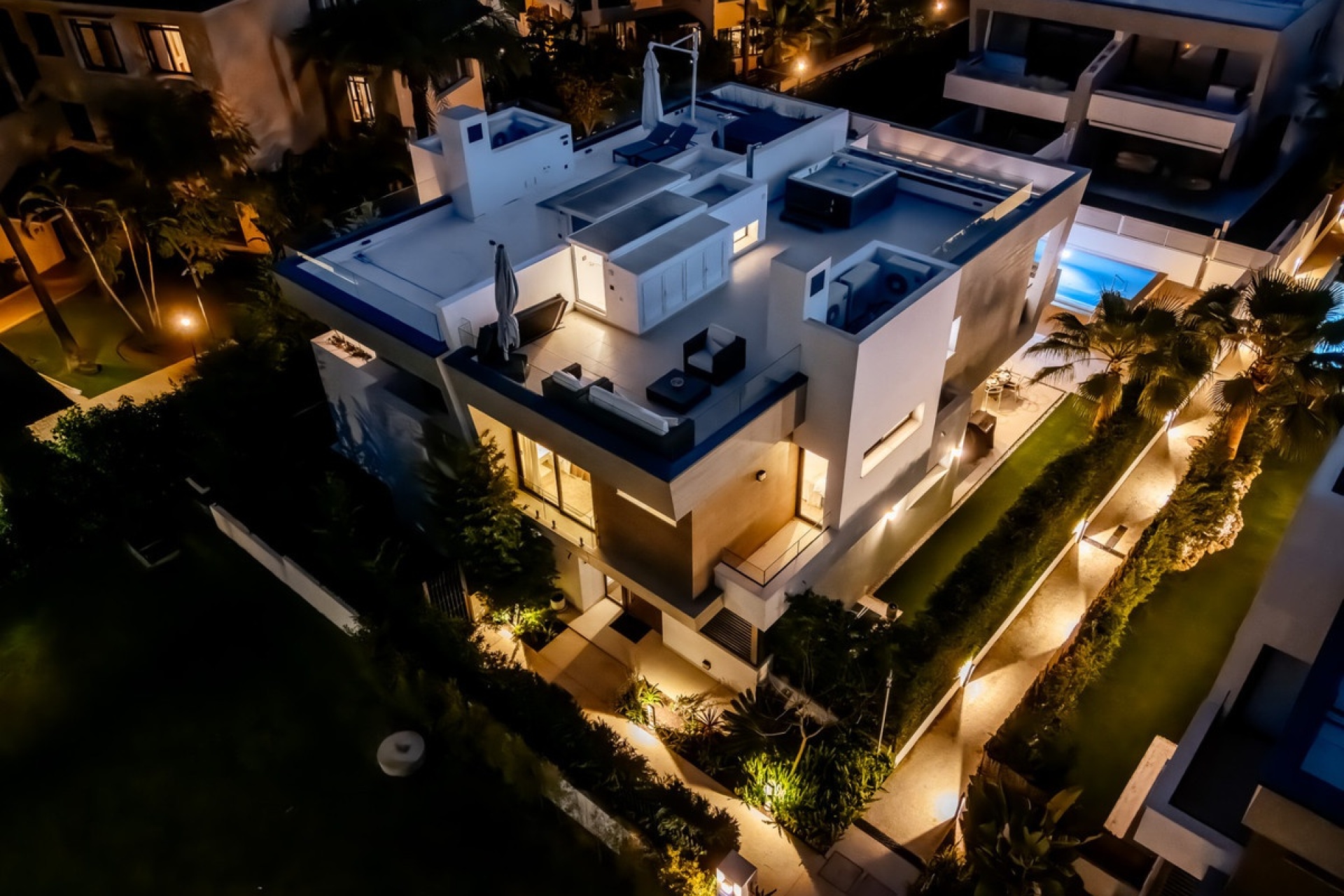 Wiederverkauf - Villa - Marbella - Puerto Banús