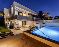 Wiederverkauf - Villa - Marbella - Puerto Banús